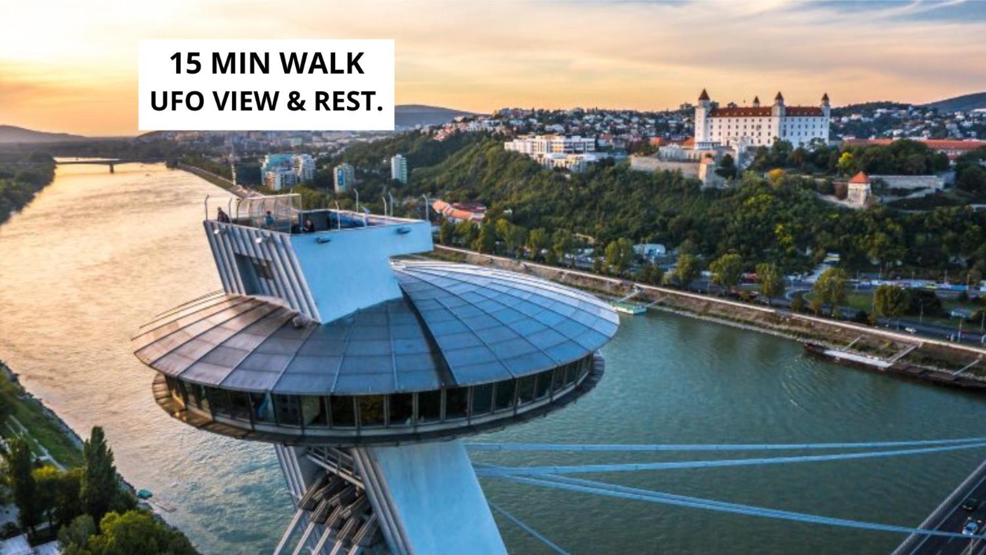 Downtown 3 Bdr Charm - Walk To All Attractions Bratislava Exteriör bild